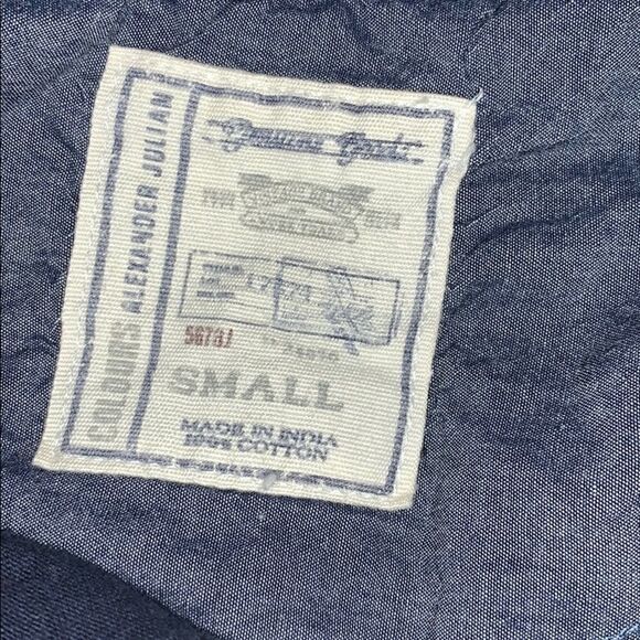 🛍️Alexander Julian long sleeve three button top - Picture 2 of 8